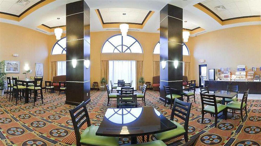 Holiday Inn Express Nashville-Opryland, An Ihg Hotel מראה חיצוני תמונה